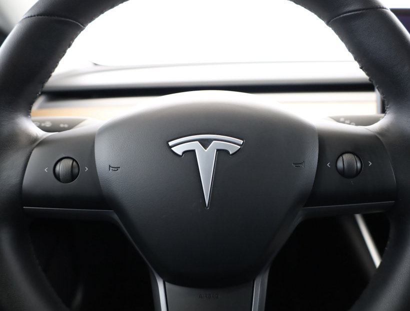 Tesla Model 3, 2019