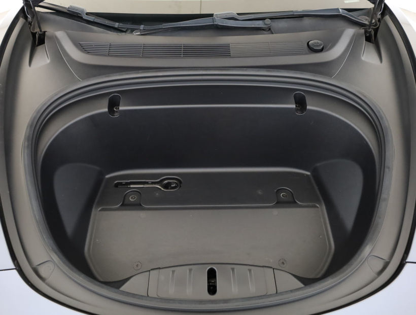Tesla Model 3, 2019