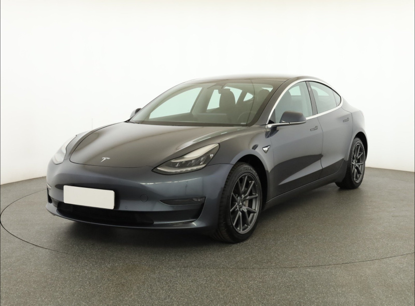 Tesla Model 3, 2019