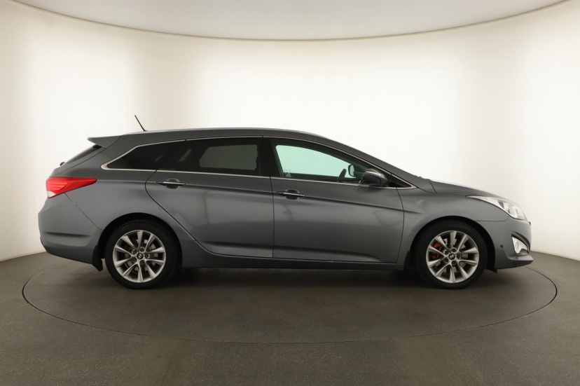 Hyundai i40, 2014