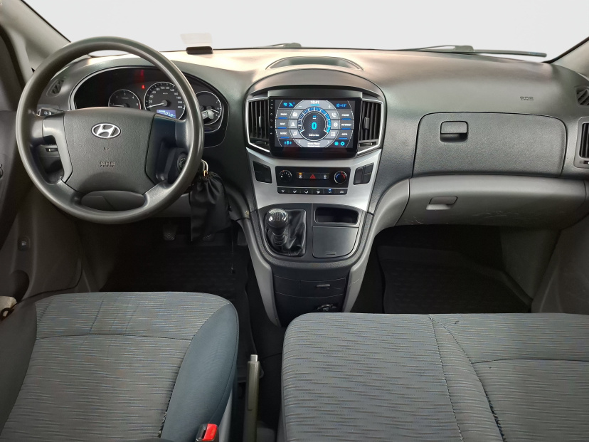 Hyundai H-1, 2016