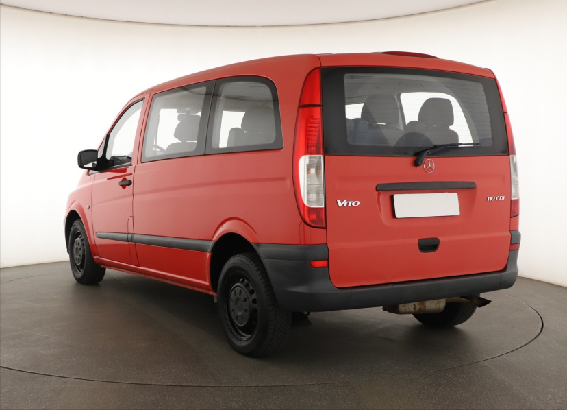 Mercedes-Benz Vito, 2011