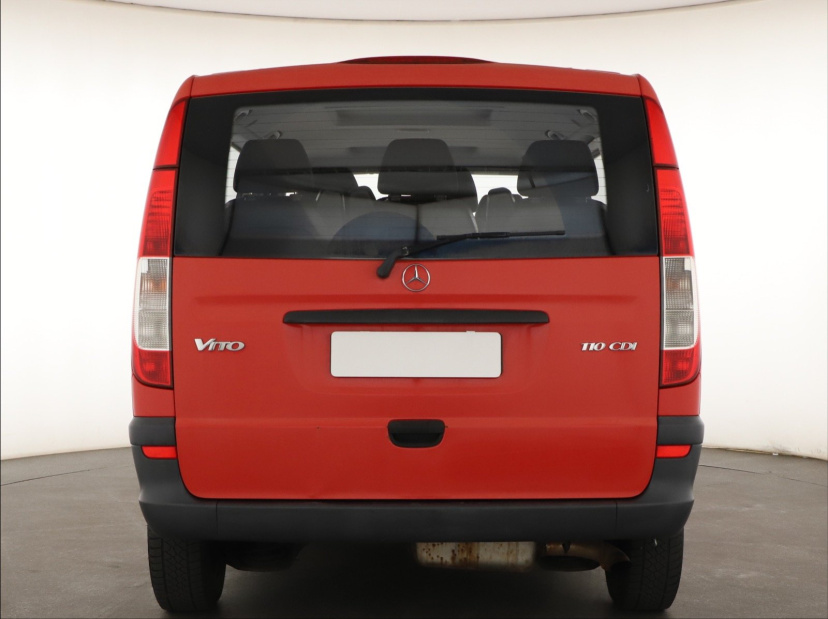 Mercedes-Benz Vito, 2011