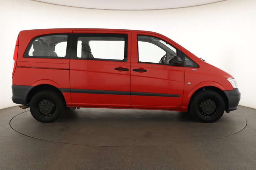 Mercedes-Benz Vito, 2011