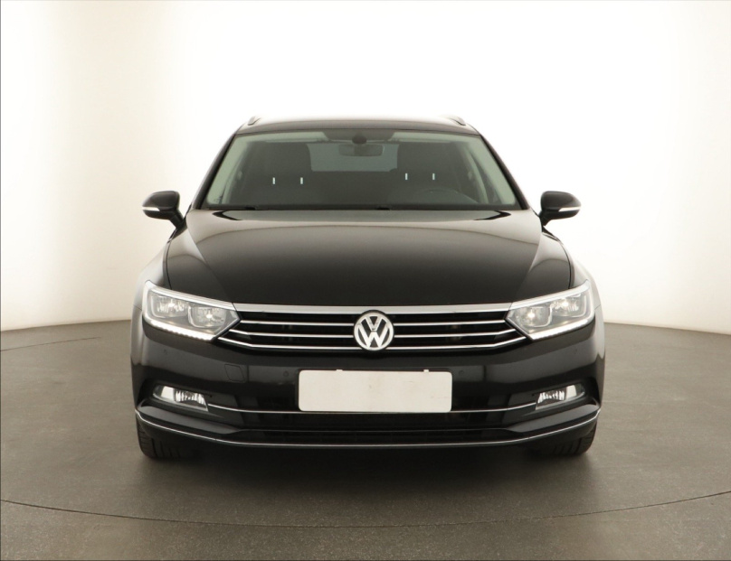 Volkswagen Passat, 2015