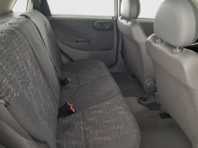 Opel Corsa, 2001