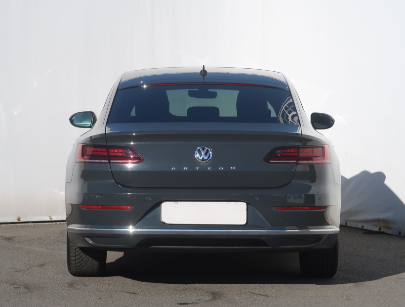 Volkswagen Arteon, 2018
