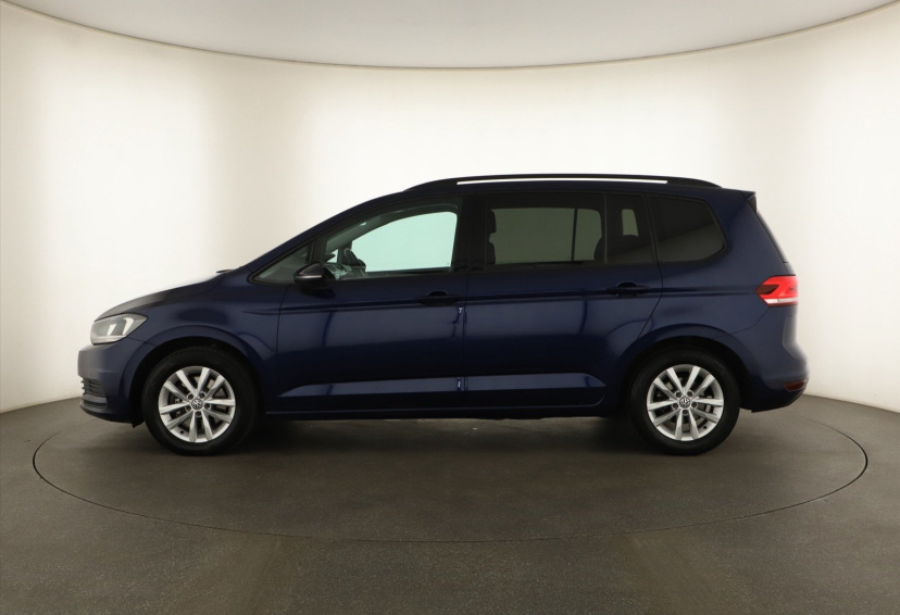 Volkswagen Touran, 2016