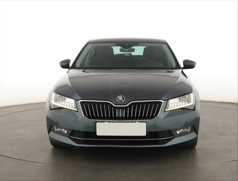 Škoda Superb, 2017