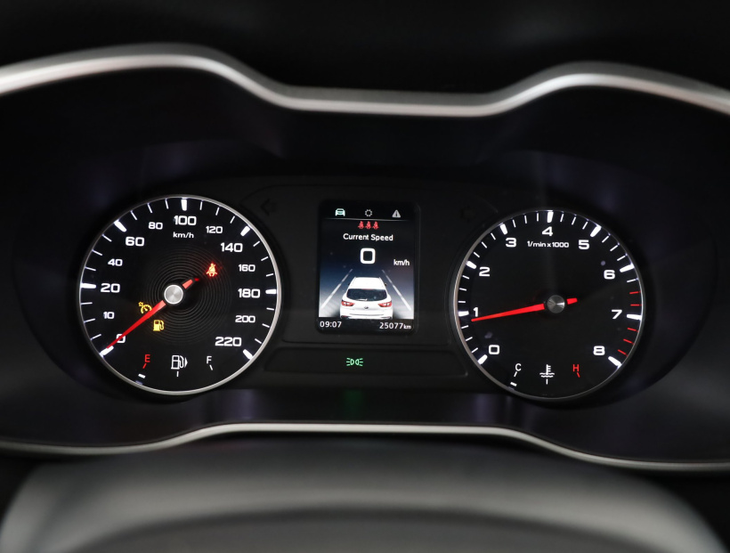 MG ZS SUV, 2023