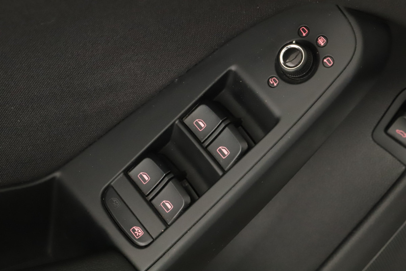 Audi A4, 2012