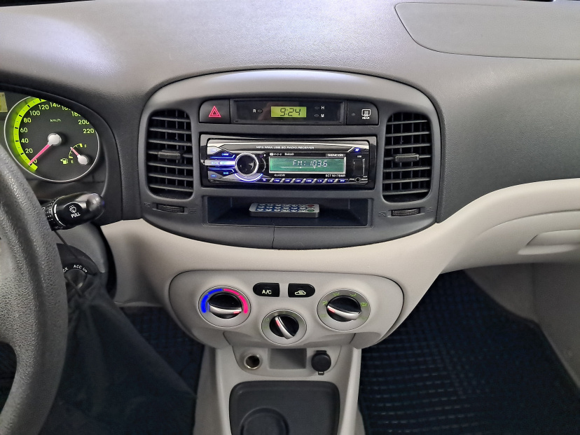 Hyundai Accent, 2008