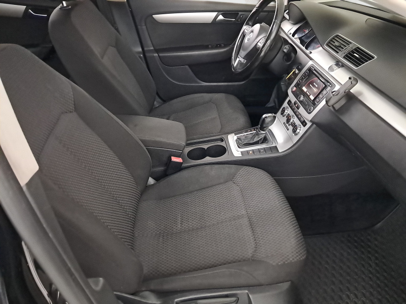 Volkswagen Passat, 2012