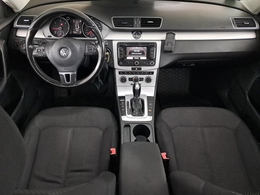 Volkswagen Passat, 2012