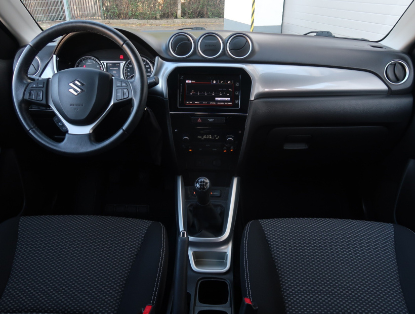Suzuki Vitara, 2017