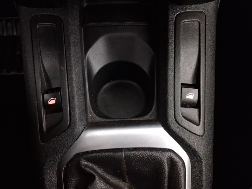 Peugeot 301, 2018