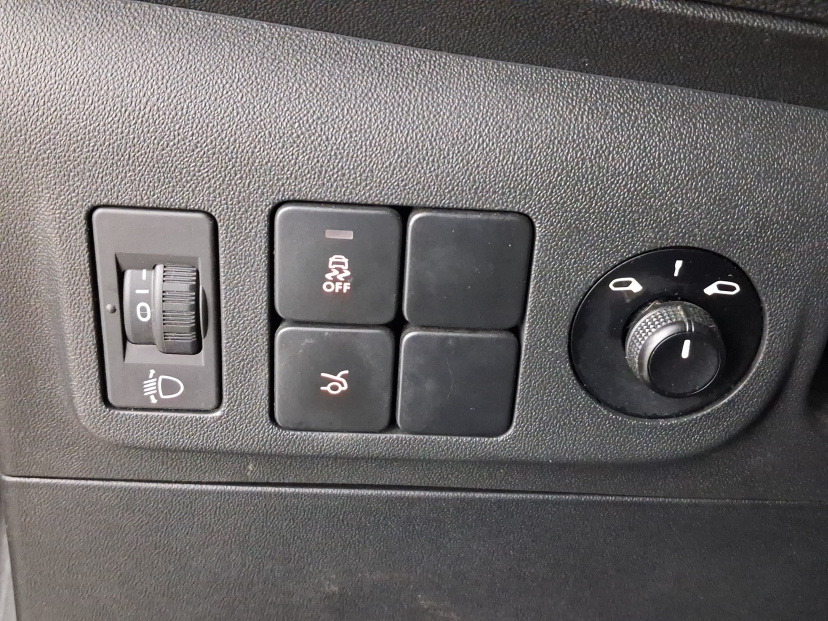 Peugeot 301, 2018