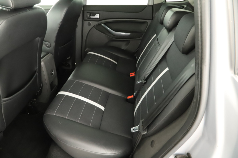 Ford Kuga, 2011