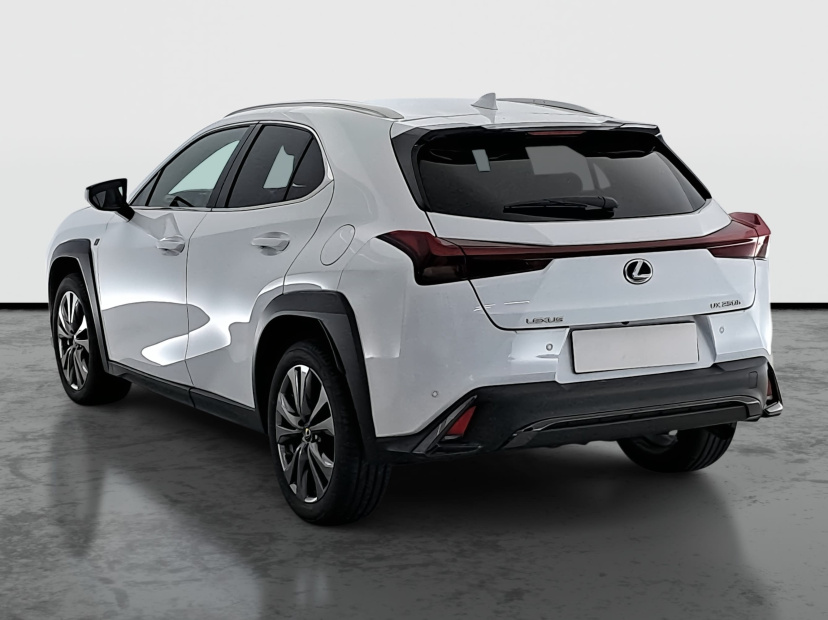 Lexus UX, 2023
