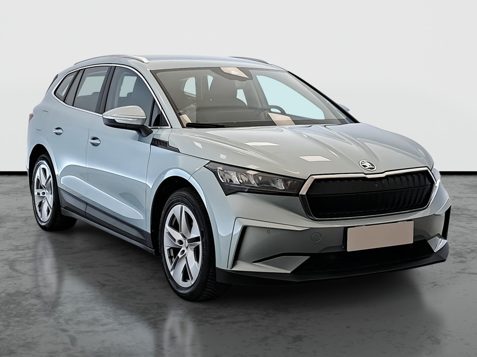 Škoda Enyaq iV 80 (82 kWh), 2023, digi klima, Infotainment