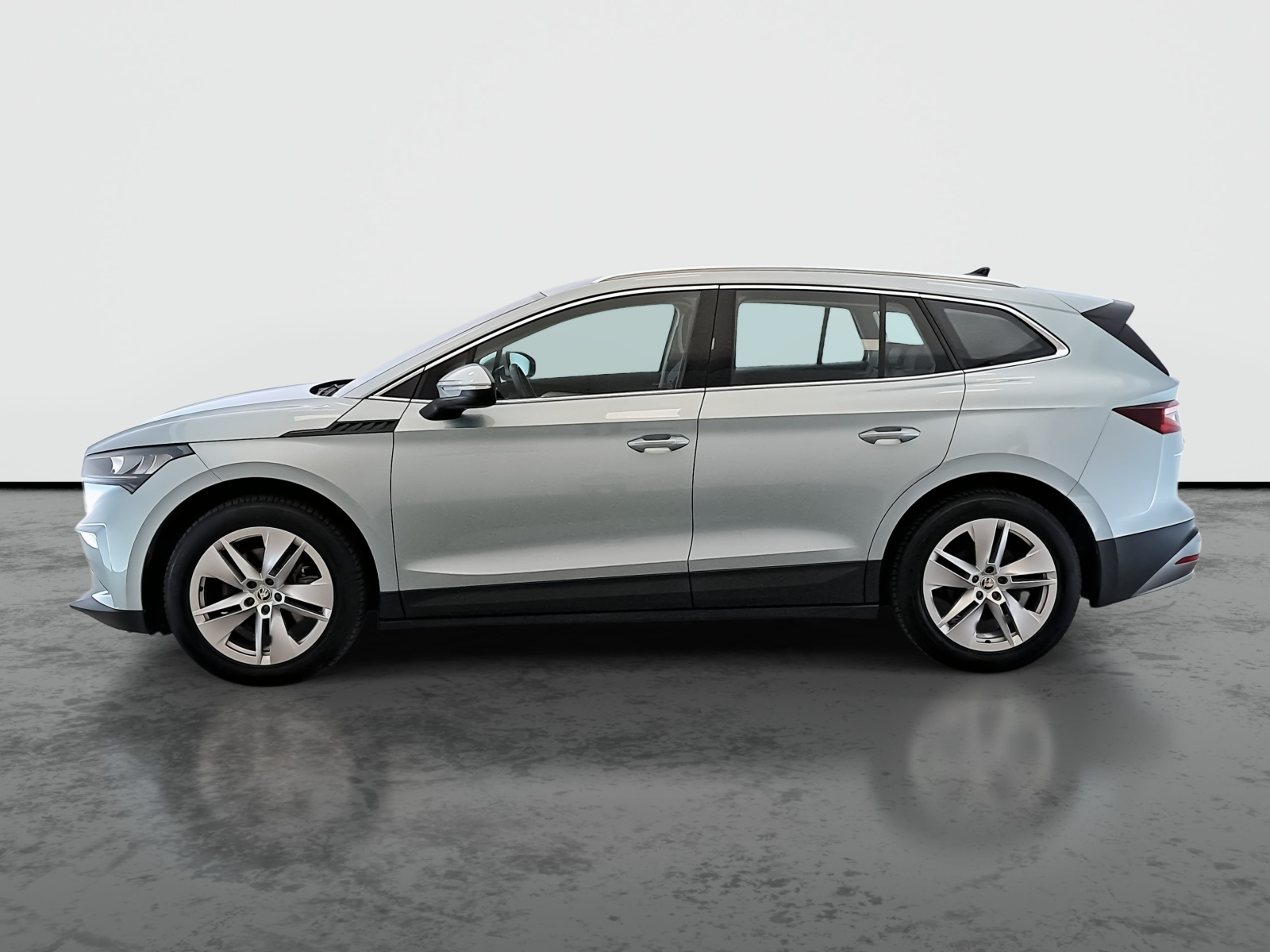 Škoda Enyaq iV 80 (82 kWh), 2023, digi klima, Infotainment 4