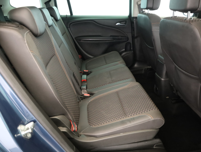 Opel Zafira Tourer, 2017