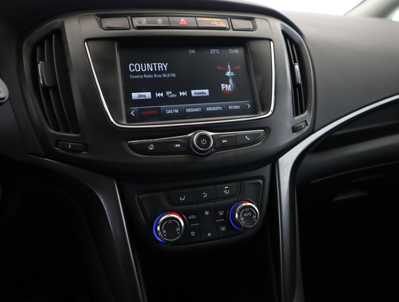 Opel Zafira Tourer, 2017