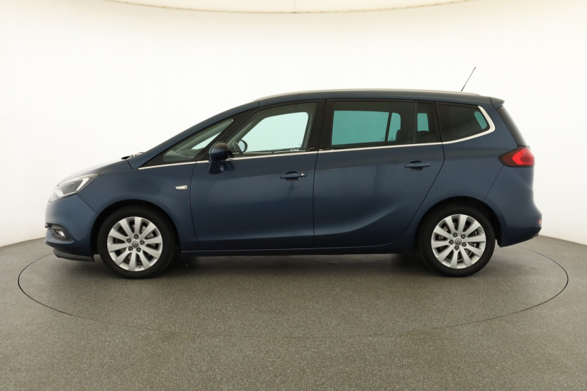 Opel Zafira Tourer, 2017