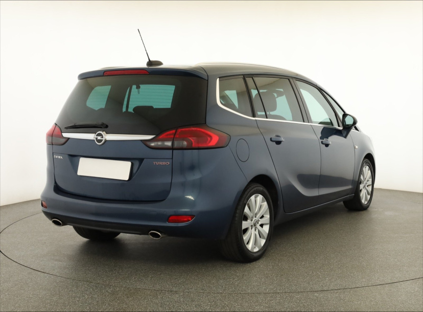 Opel Zafira Tourer, 2017