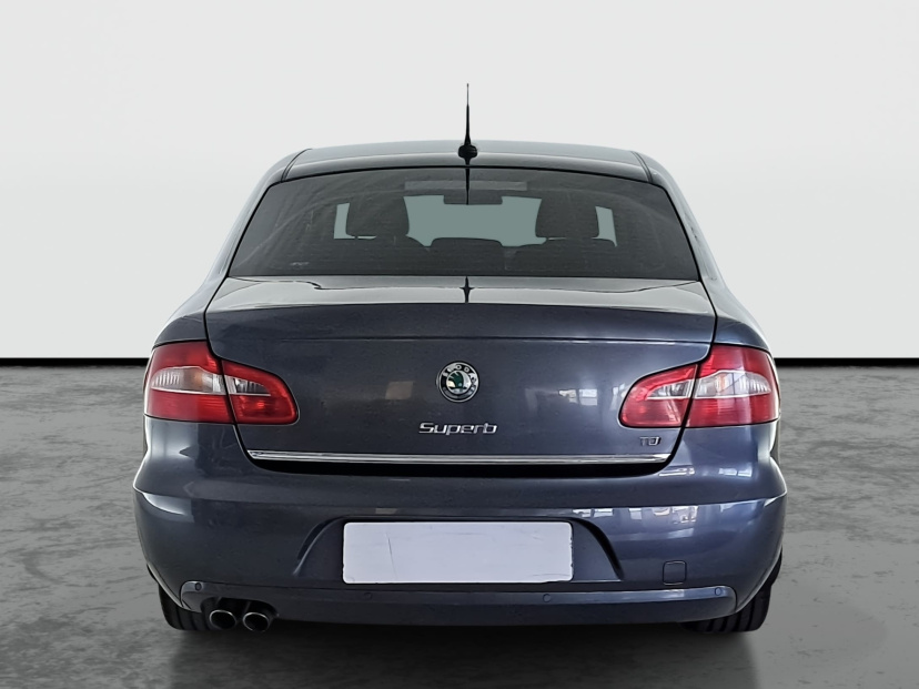 Škoda Superb, 2009
