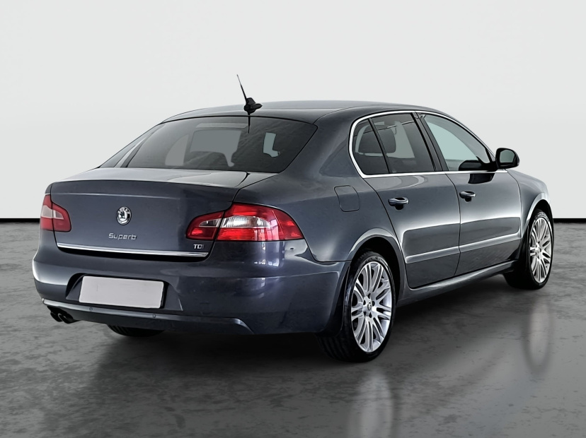 Škoda Superb, 2009
