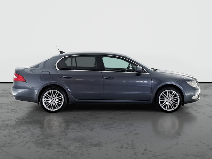 Škoda Superb, 2009