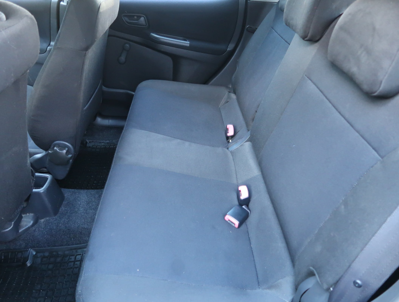 Suzuki Ignis, 2005