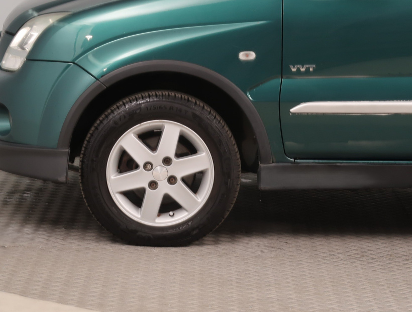 Suzuki Ignis, 2005