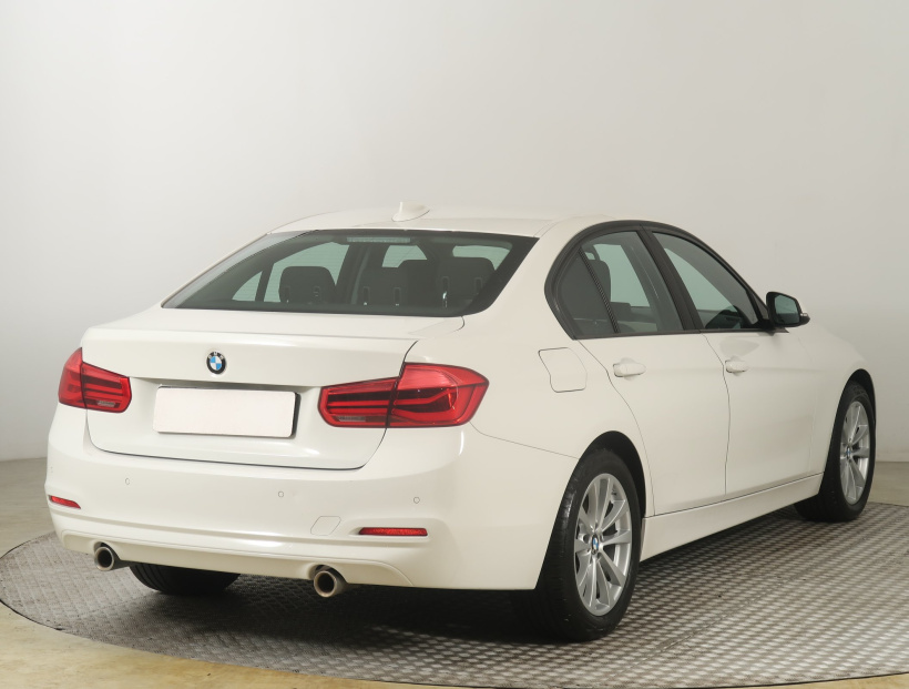 BMW 3, 2018