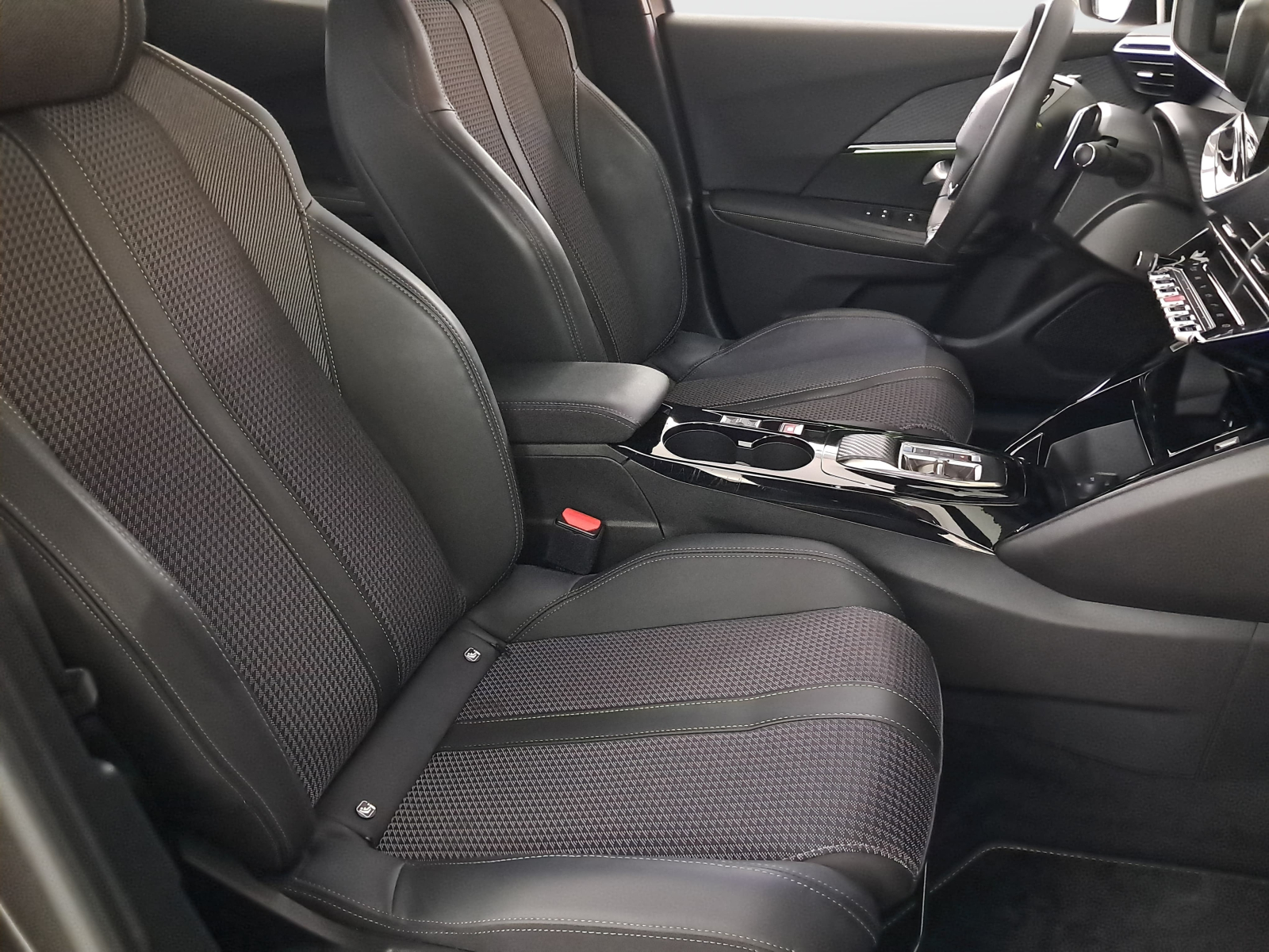 Peugeot 2008 - 2022