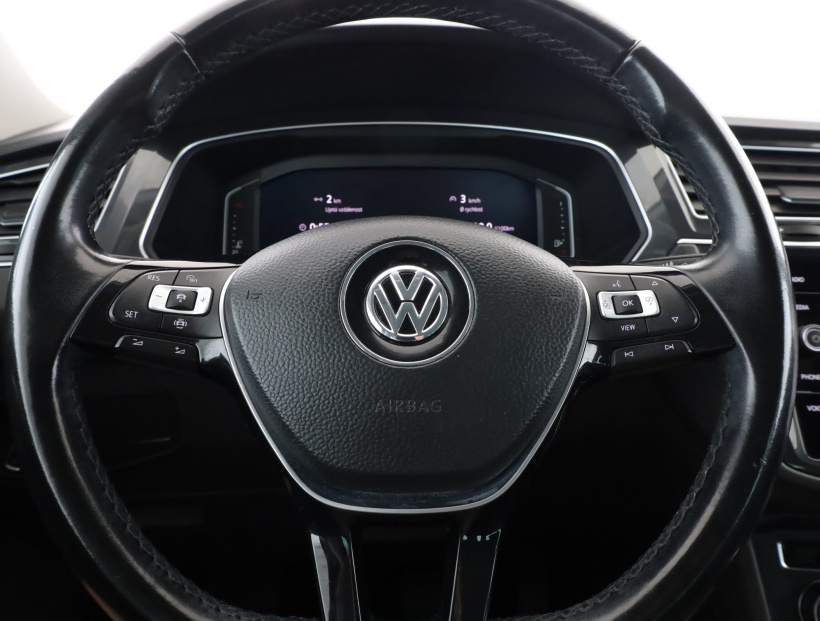 Volkswagen Tiguan, 2019