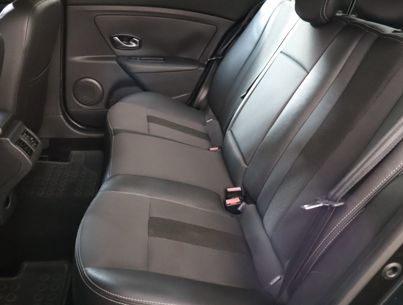 Renault Fluence, 2011