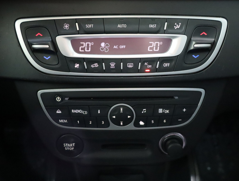 Renault Fluence, 2011