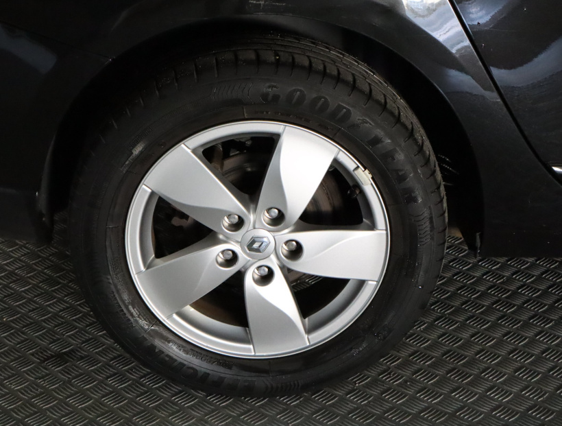 Renault Fluence, 2011