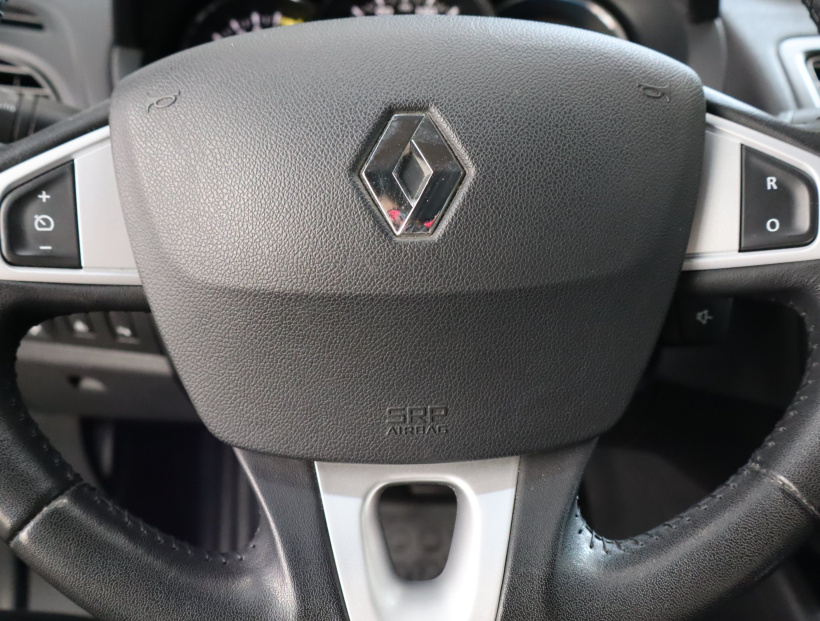 Renault Fluence, 2011