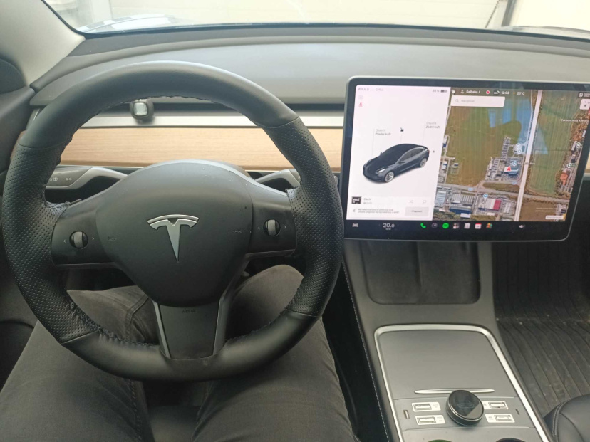 Tesla Model 3, 2021