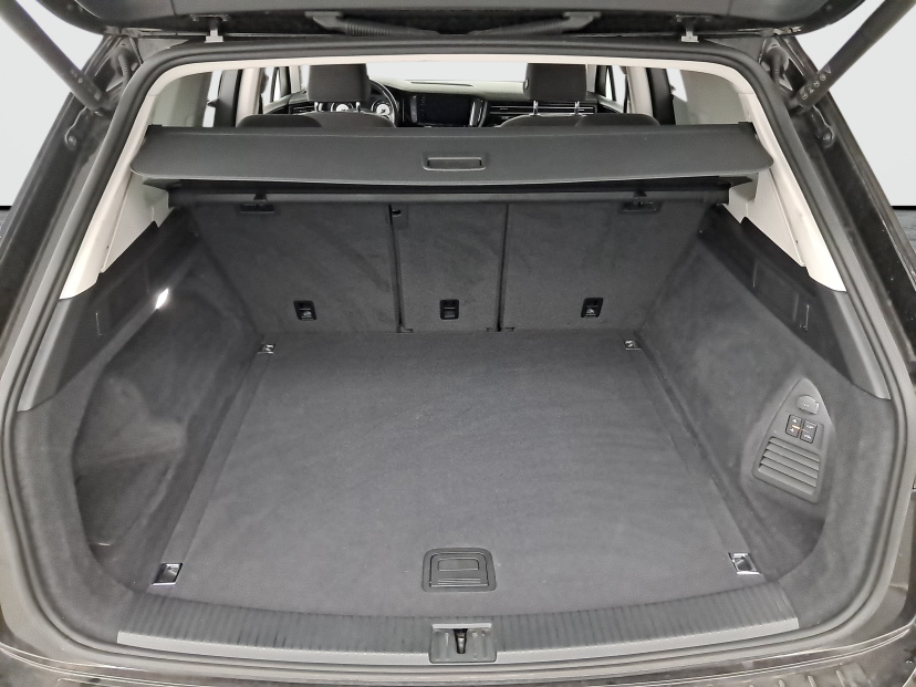 Volkswagen Touareg, 2022