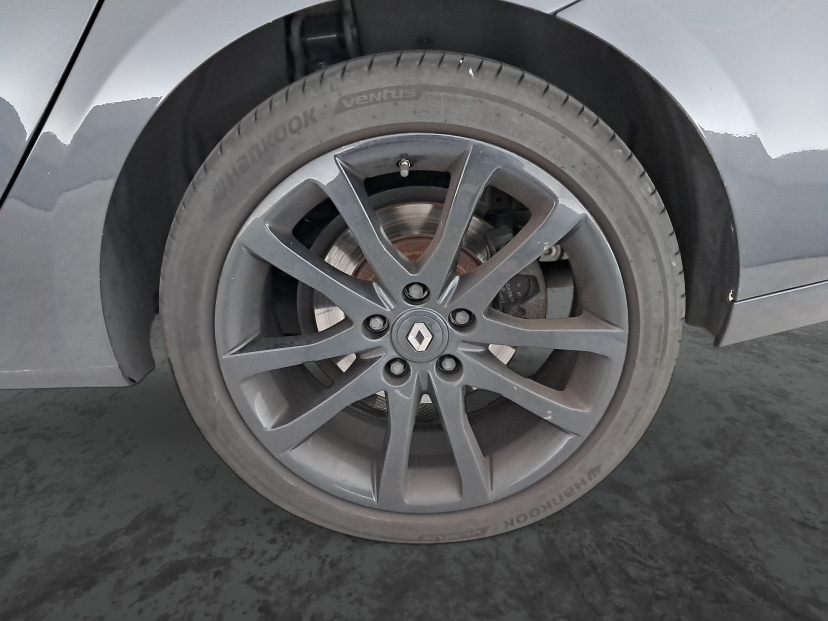 Renault Laguna, 2014