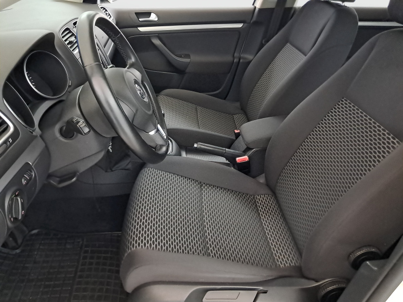 Volkswagen Golf, 2010