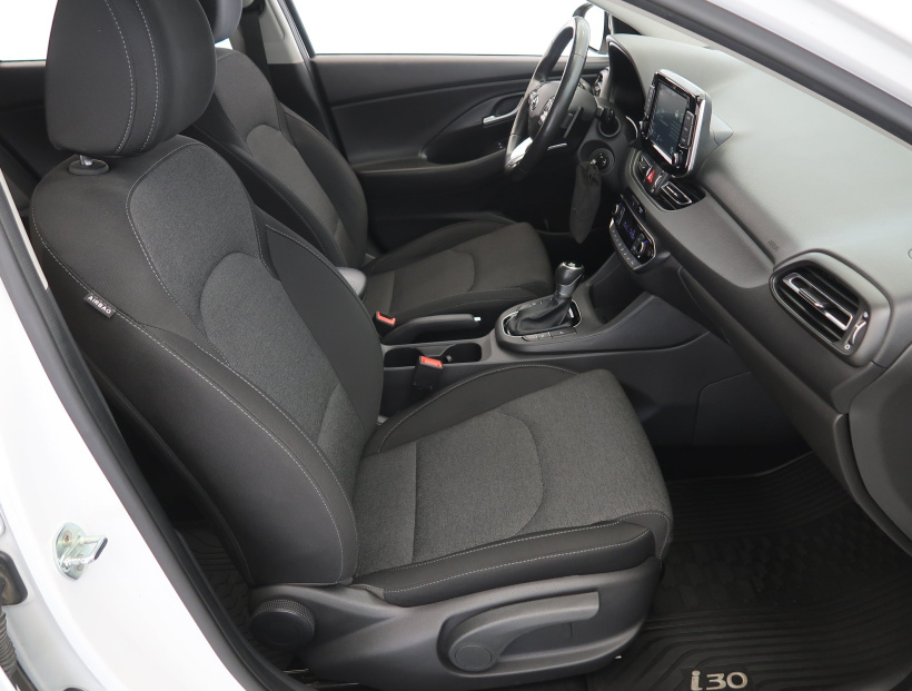 Hyundai i30, 2021