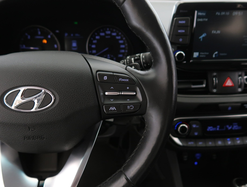 Hyundai i30, 2021