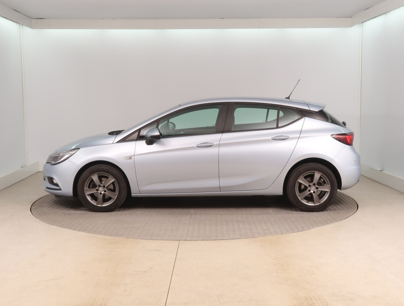 Opel Astra, 2017