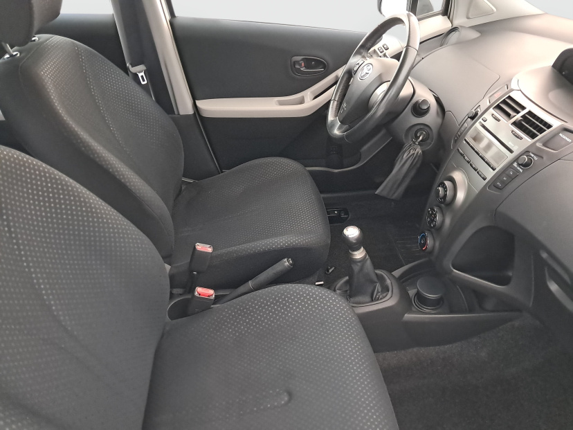 Toyota Yaris, 2010