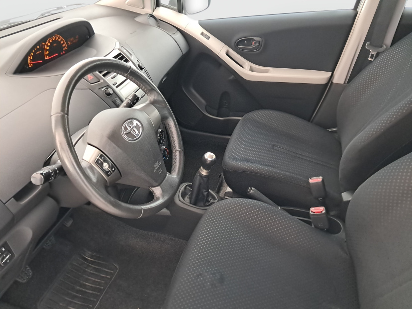 Toyota Yaris, 2010